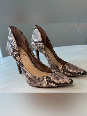 Jessica Simpson Snake-Print Pointed Toe Pumps